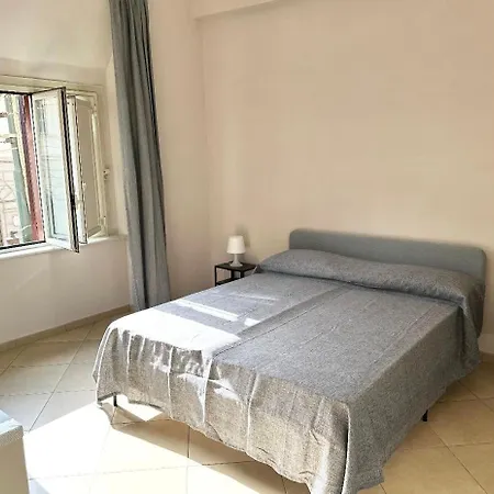 La Casa Del Giglio Napoli